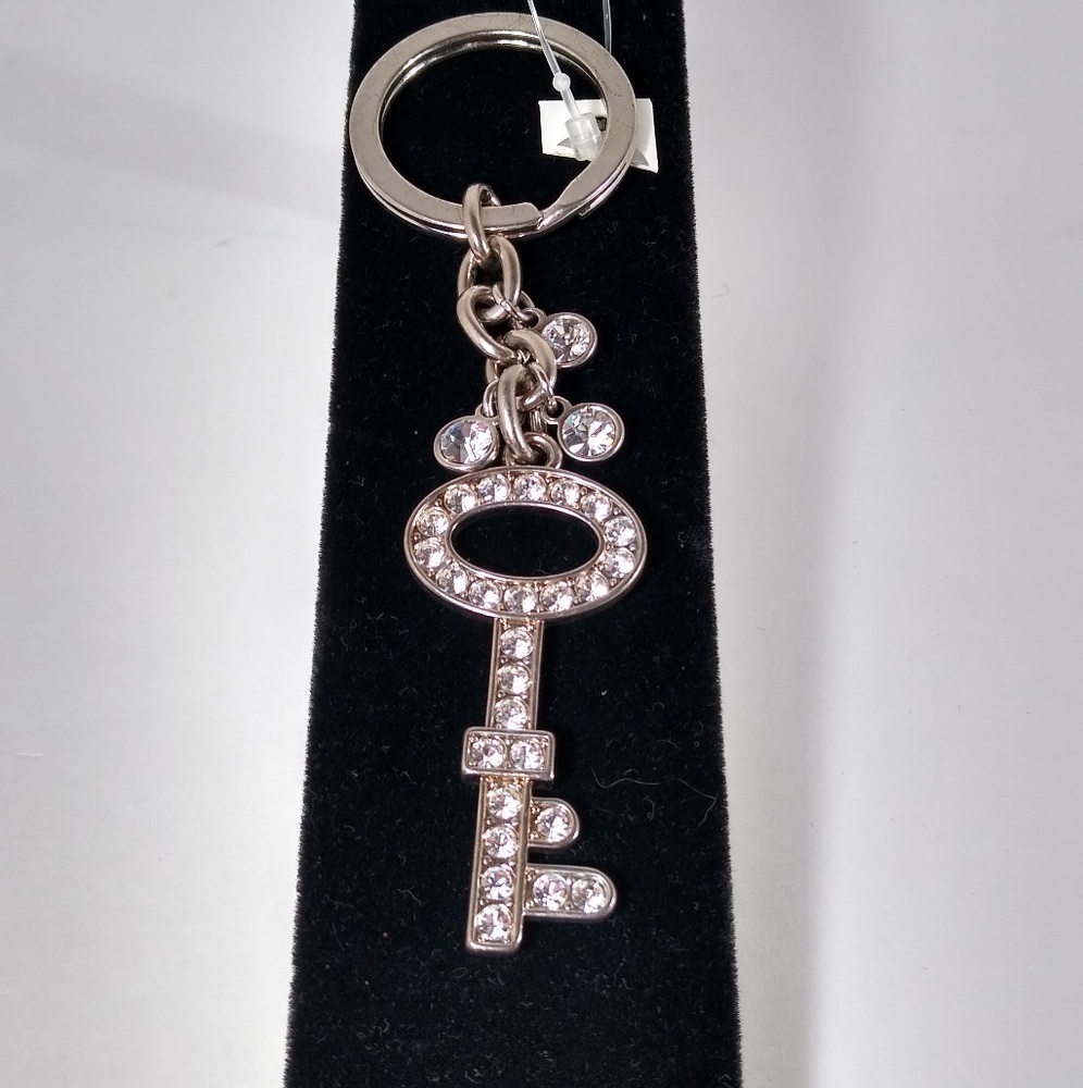 Alexander Kalifano Rhinestone Silver Keychain